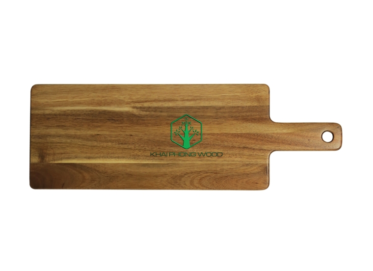 10039: Small Rect. cutting board with hole and handle, natural varnish