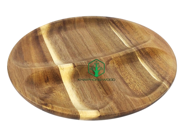 11069: Round Sunken tray with 3 part, natural varnish