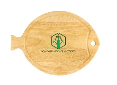 10022: Fish Cutting board, natural varnish