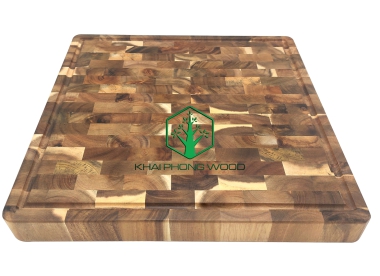 10059: Rect. End grain cutting board with goove and handle hole, Acacia, natural varnish