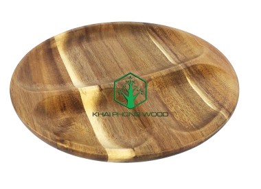 11069: Round Sunken tray with 3 part, natural varnish