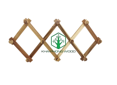 11084: Cloth hanging with 10 knobs, Acacia, natural varnish.