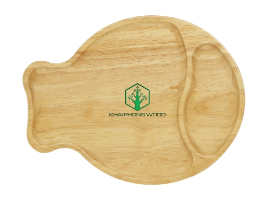 11068: Fish shape tray with 2 part, natural varnish