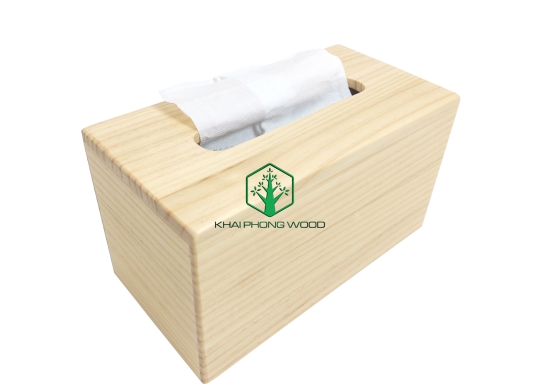 11083: Large paper box, pine wood, natural varnish.