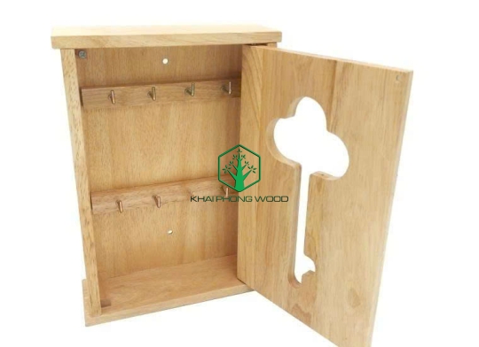 11094: Key holder box with 8 hooks, rubber wood, wood window with key shaped groove, natural varnish